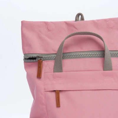 mochila Roka london Finchley A Sustainable Medium Antique Pink 3