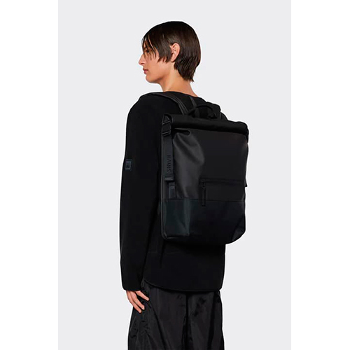 mochila Rains trail rolltop backpack black 2