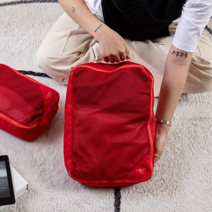 Bolsa Organizadora Modular Cabin Zero CLASSIC PACKING CUBE LARGE 12,5L Fiesta Red - Imagen 7